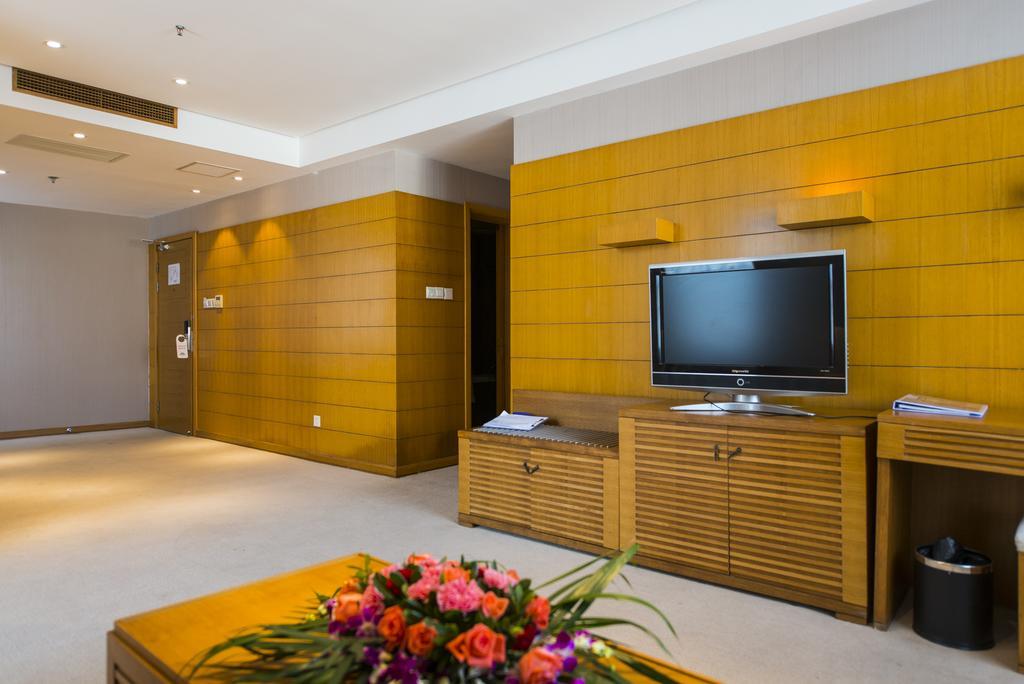Days Hotel Shanghai Hongkou Forture Bagian luar foto