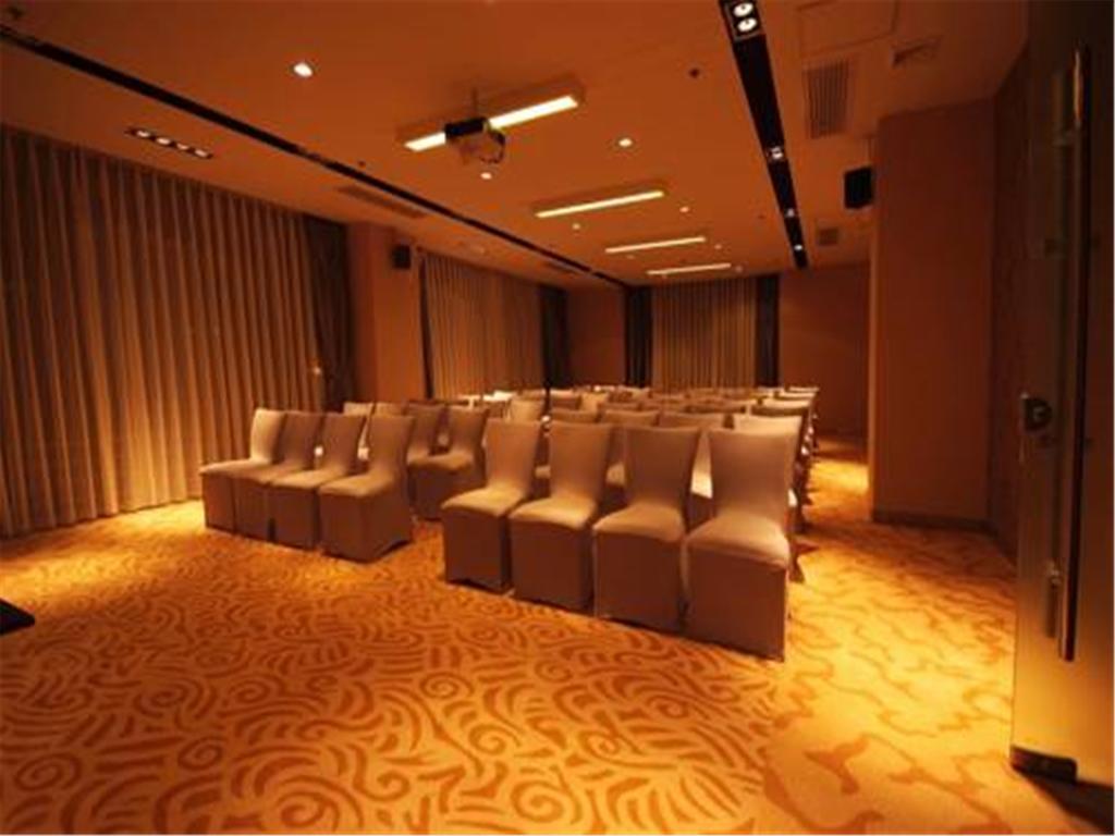 Days Hotel Shanghai Hongkou Forture Bagian luar foto